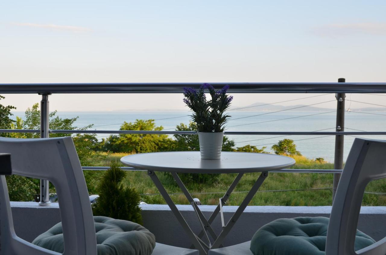 Апартаменти Ивайло / Ivaylo Apartments Burgas Bagian luar foto