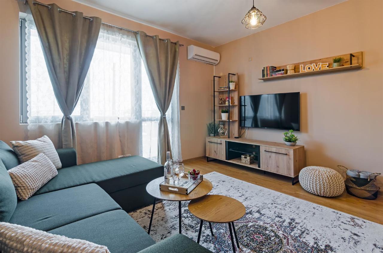 Апартаменти Ивайло / Ivaylo Apartments Burgas Bagian luar foto