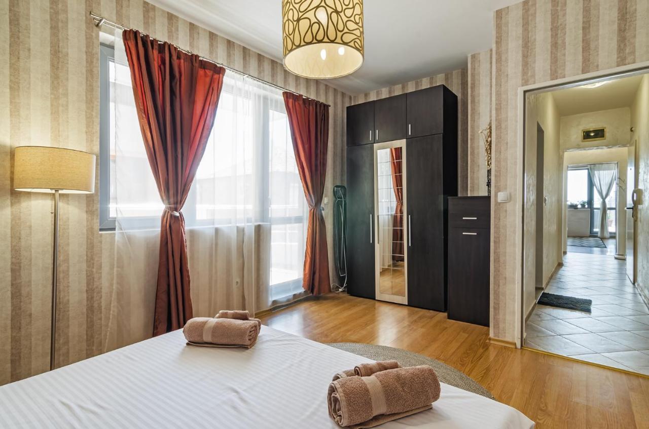 Апартаменти Ивайло / Ivaylo Apartments Burgas Bagian luar foto