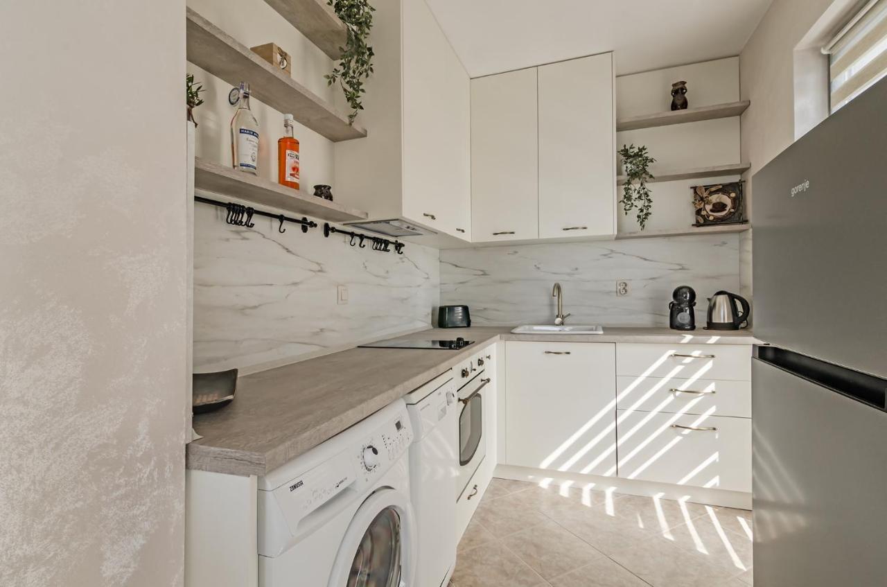 Апартаменти Ивайло / Ivaylo Apartments Burgas Bagian luar foto